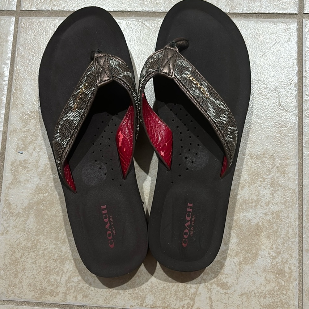 Coach Women’s Judy Signature Flip Flops - Brown/Bronze